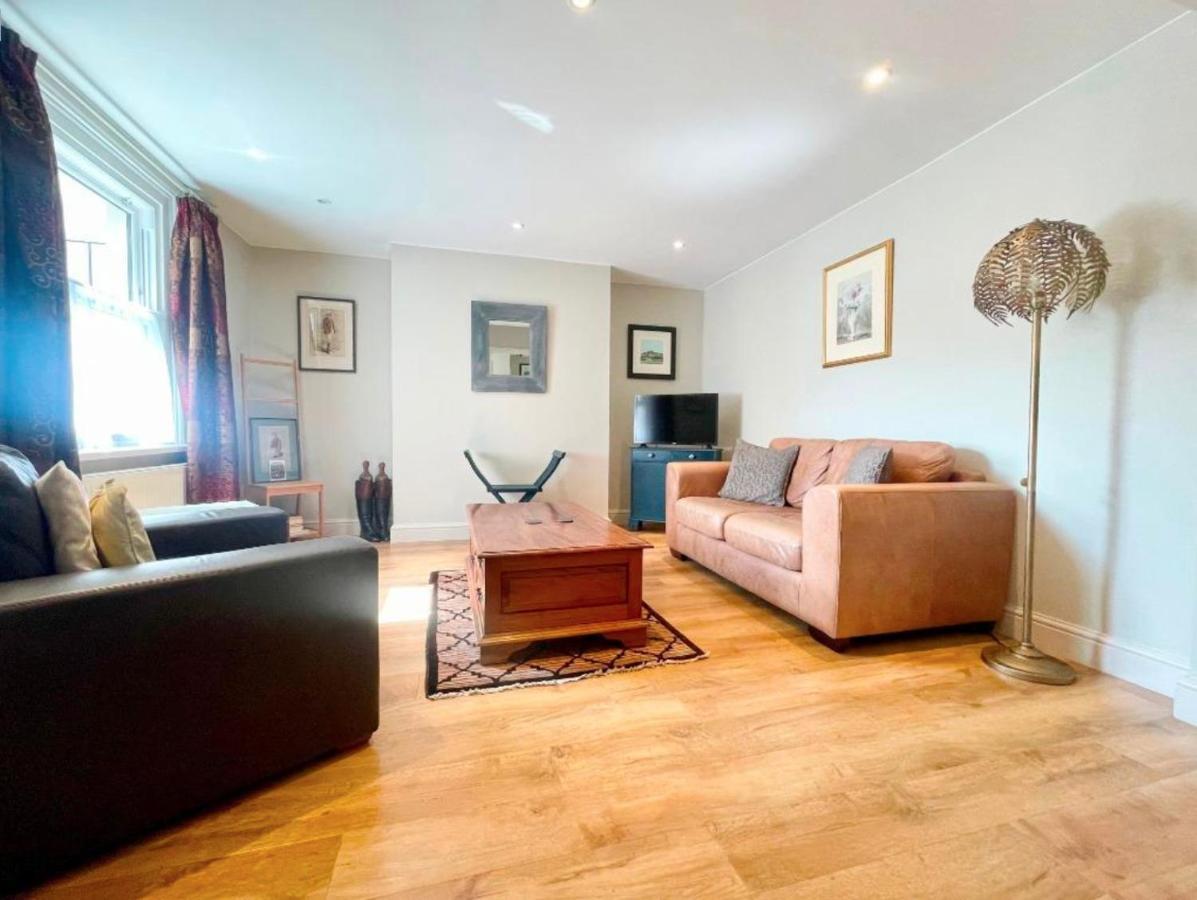 Cheltenham Central Apartment, Parking, Close Bars & Restaurants Bagian luar foto